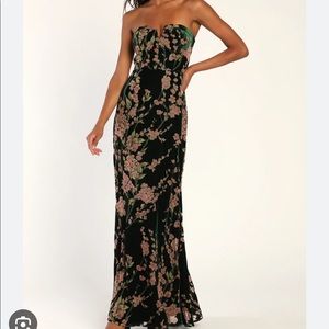Strapless Floral Green Velvet Dress